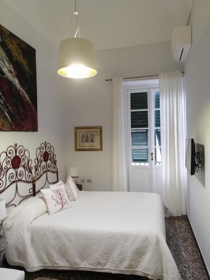 Dora Aurea Hotel Levanto Bagian luar foto
