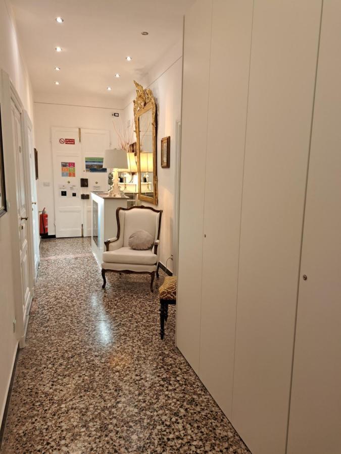 Dora Aurea Hotel Levanto Bagian luar foto