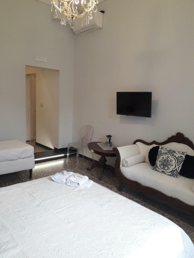 Dora Aurea Hotel Levanto Bagian luar foto