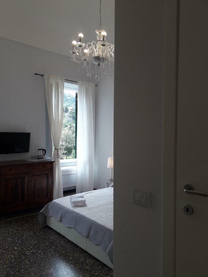 Dora Aurea Hotel Levanto Bagian luar foto